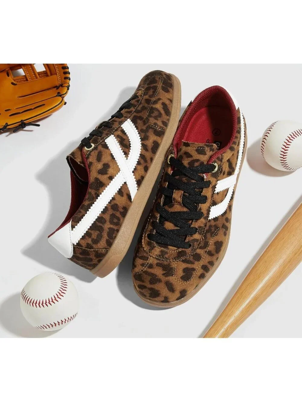 Women's Leopard Classic Retro Casual Fashion Gum Sole Running Walking Shoes